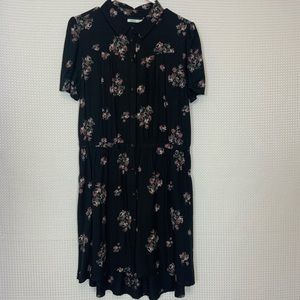 Floral Dress by Kimchi Blue. Size Large